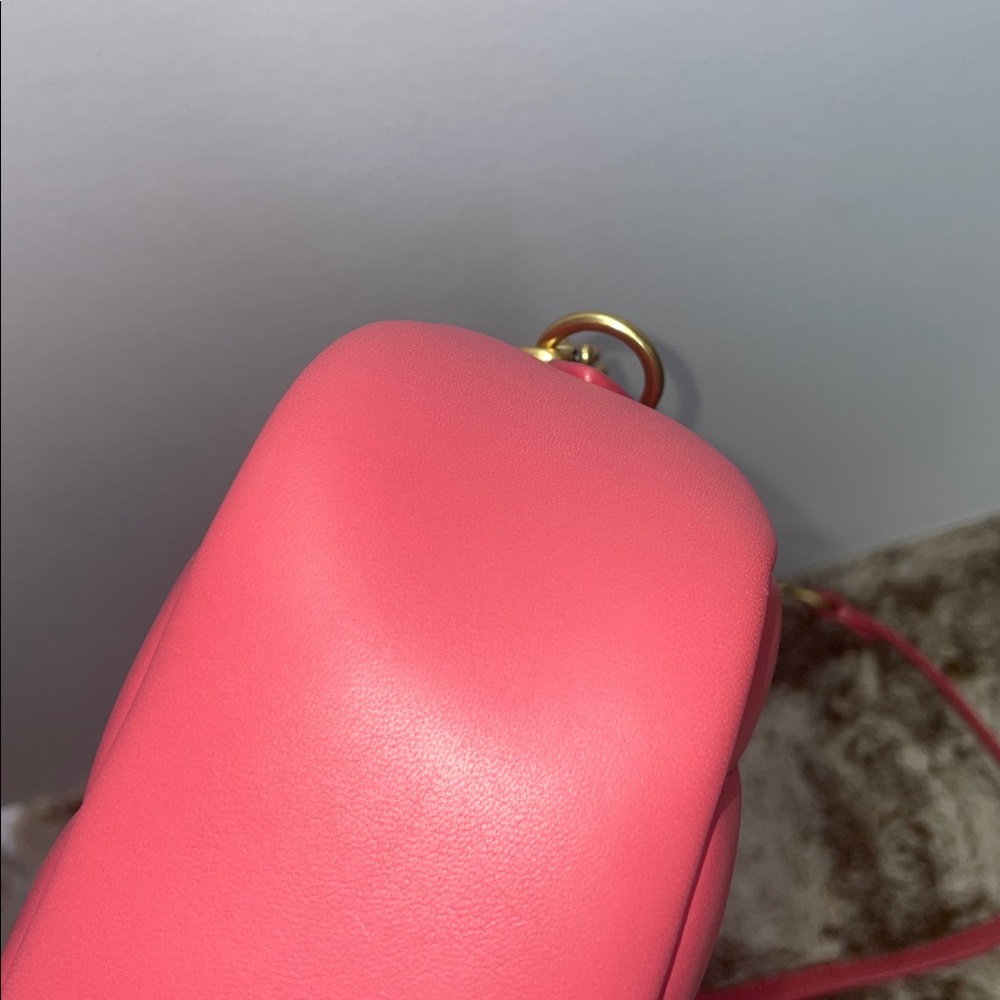 Coach Quilted Leather Camera Bag - Picture 5 of 14